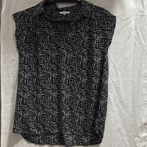 Pleione Monochrome Geometric Women's Blouse